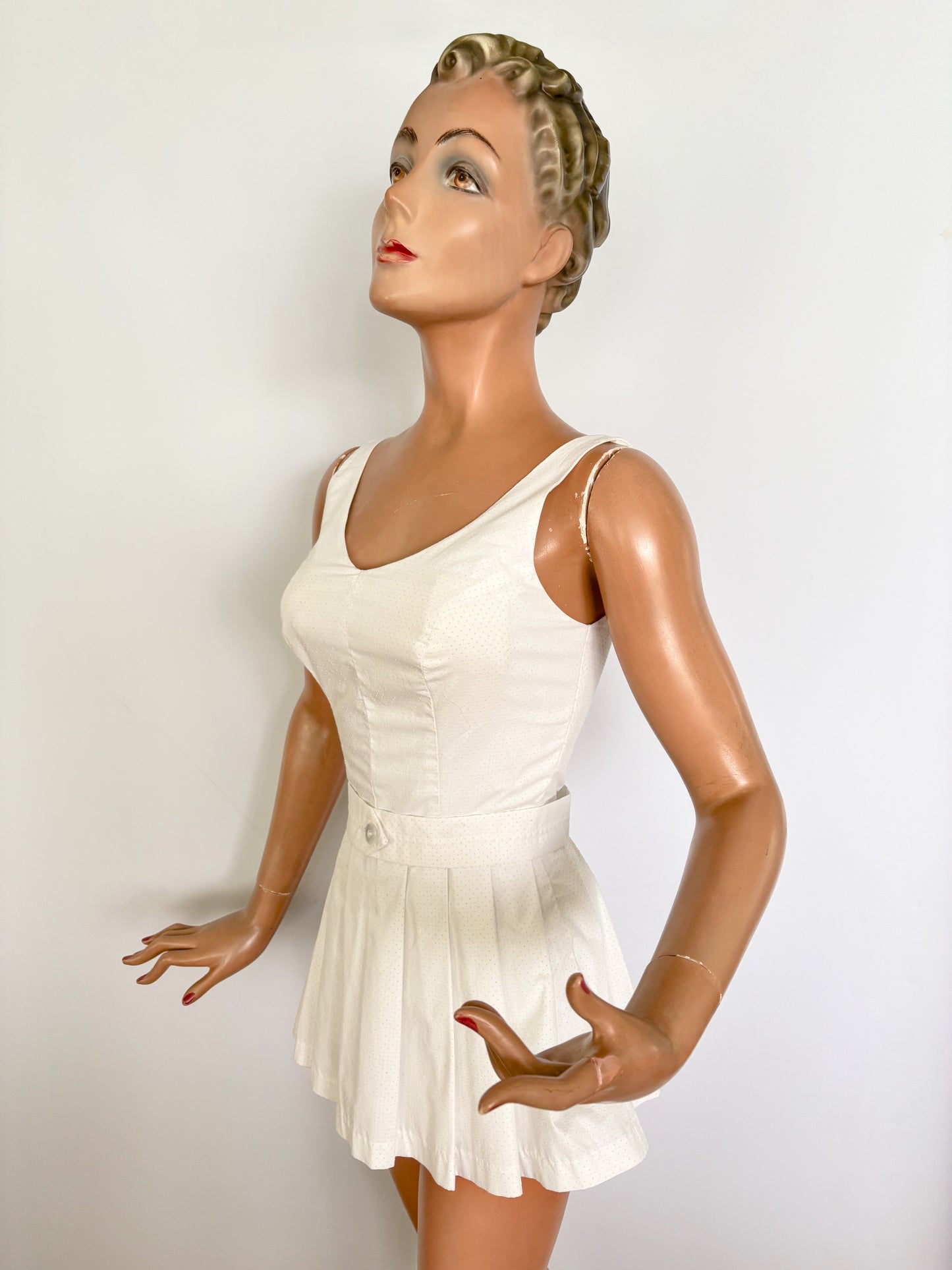 XXS | 1940s/50s Elon of California White Swiss Dot Cotton Skirted Swimsuit