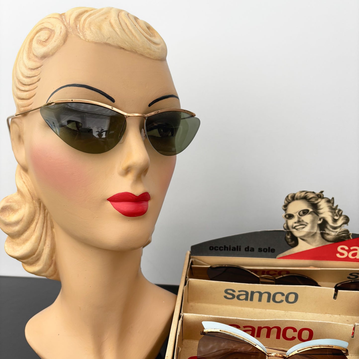 1950s Samco Gold Metal Wide Cat Eye Sunglasses