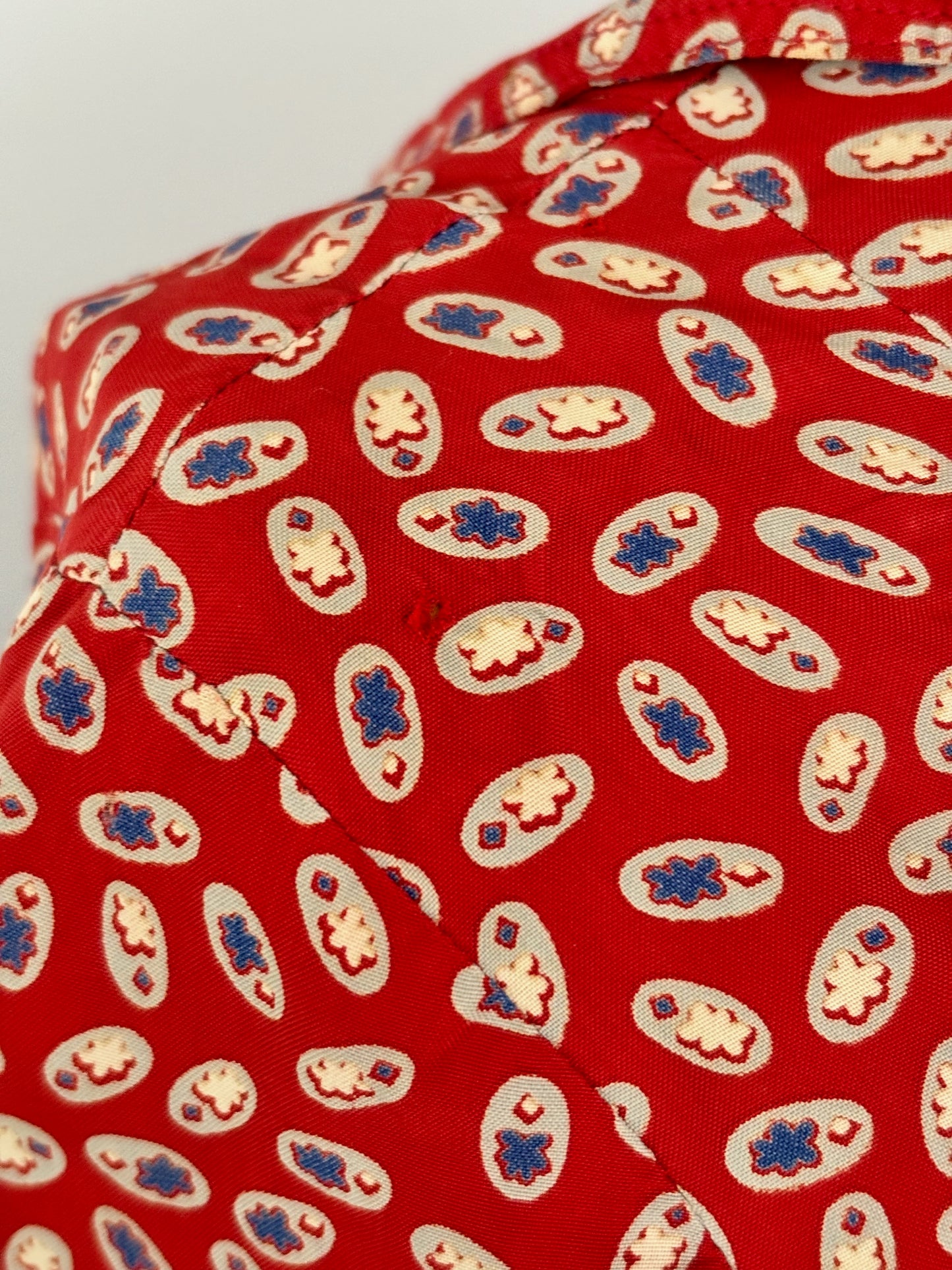 1940s Rayon Novelty Print Blouse | M/L