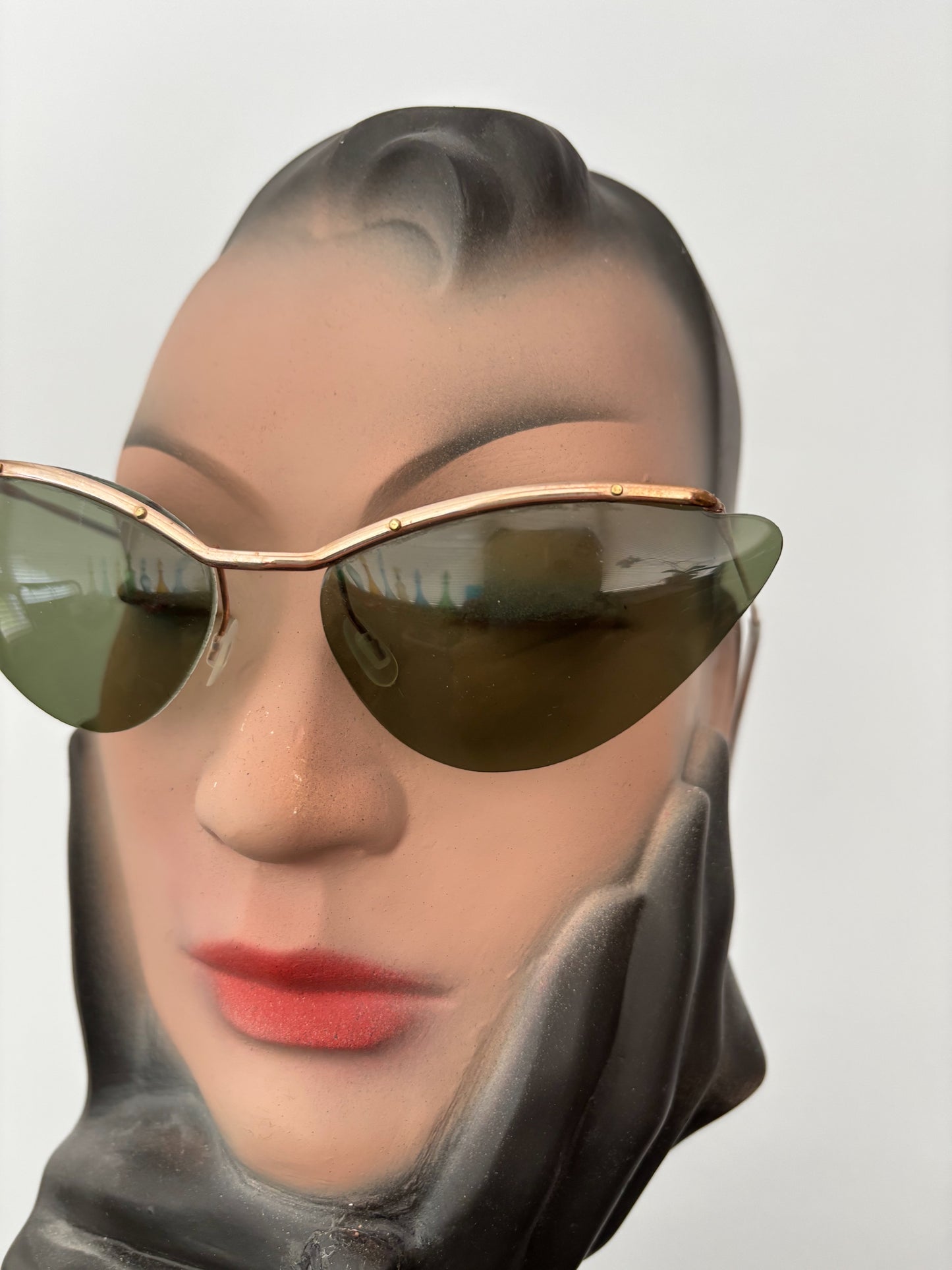 1950s Samco Gold Metal Wide Cat Eye Sunglasses
