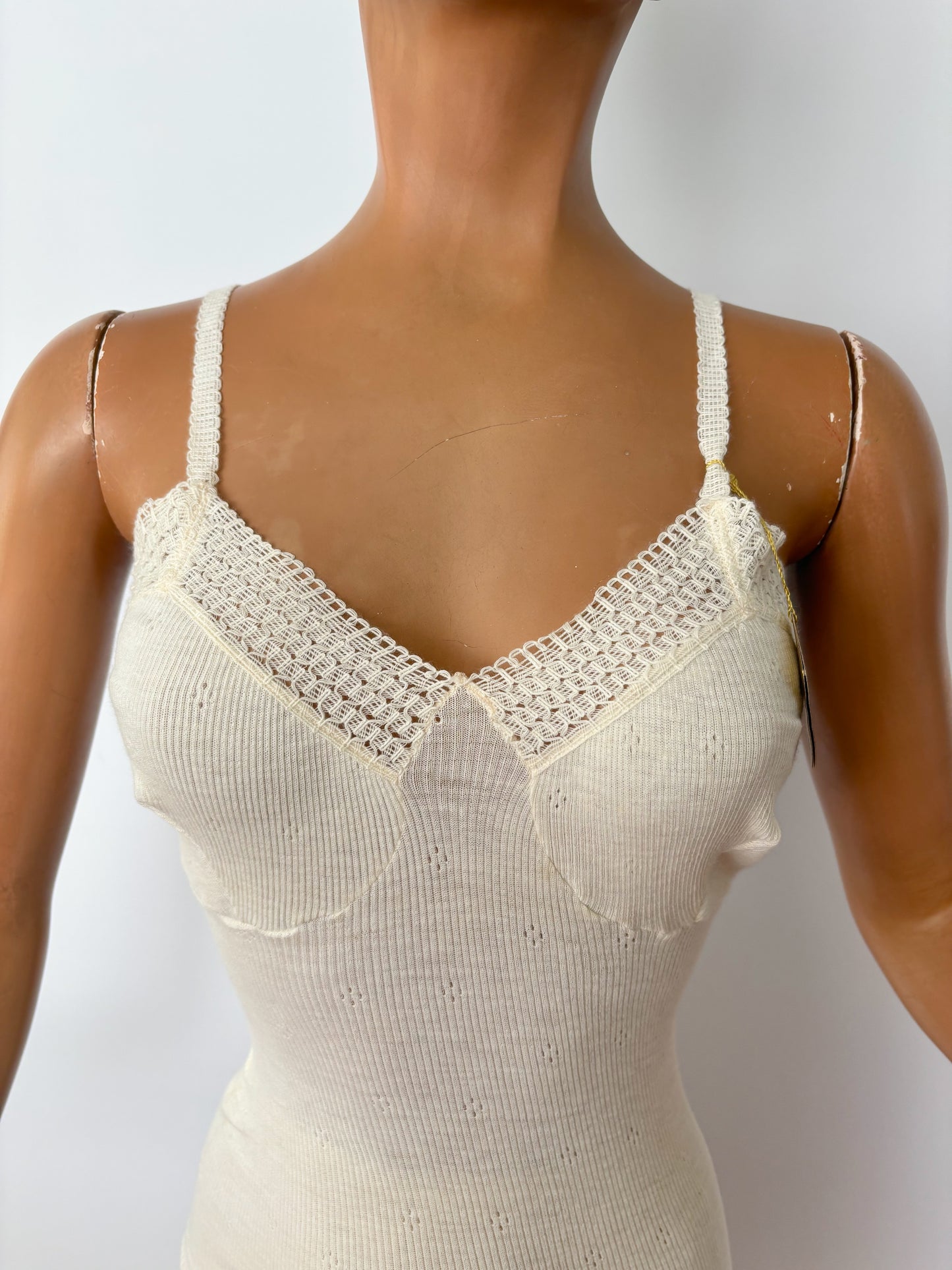 1950s/1960s NOS Dralon Ajour Camisole Slip | M/L