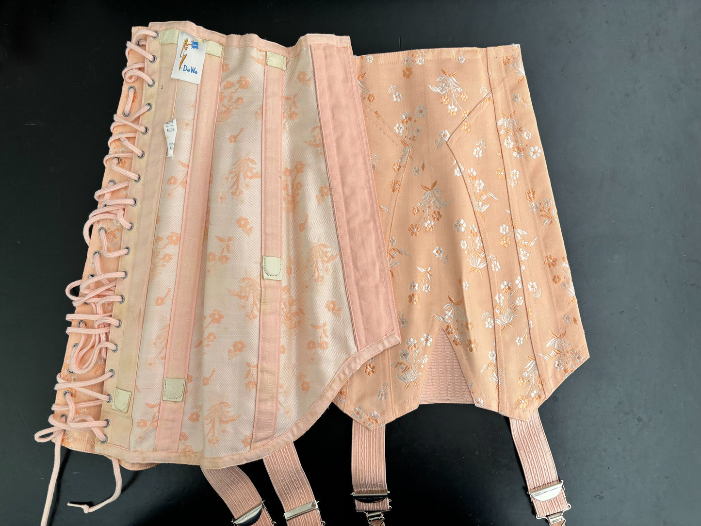Vintage 1950s New Old Stock Boxed Déwé Girdle | XXS