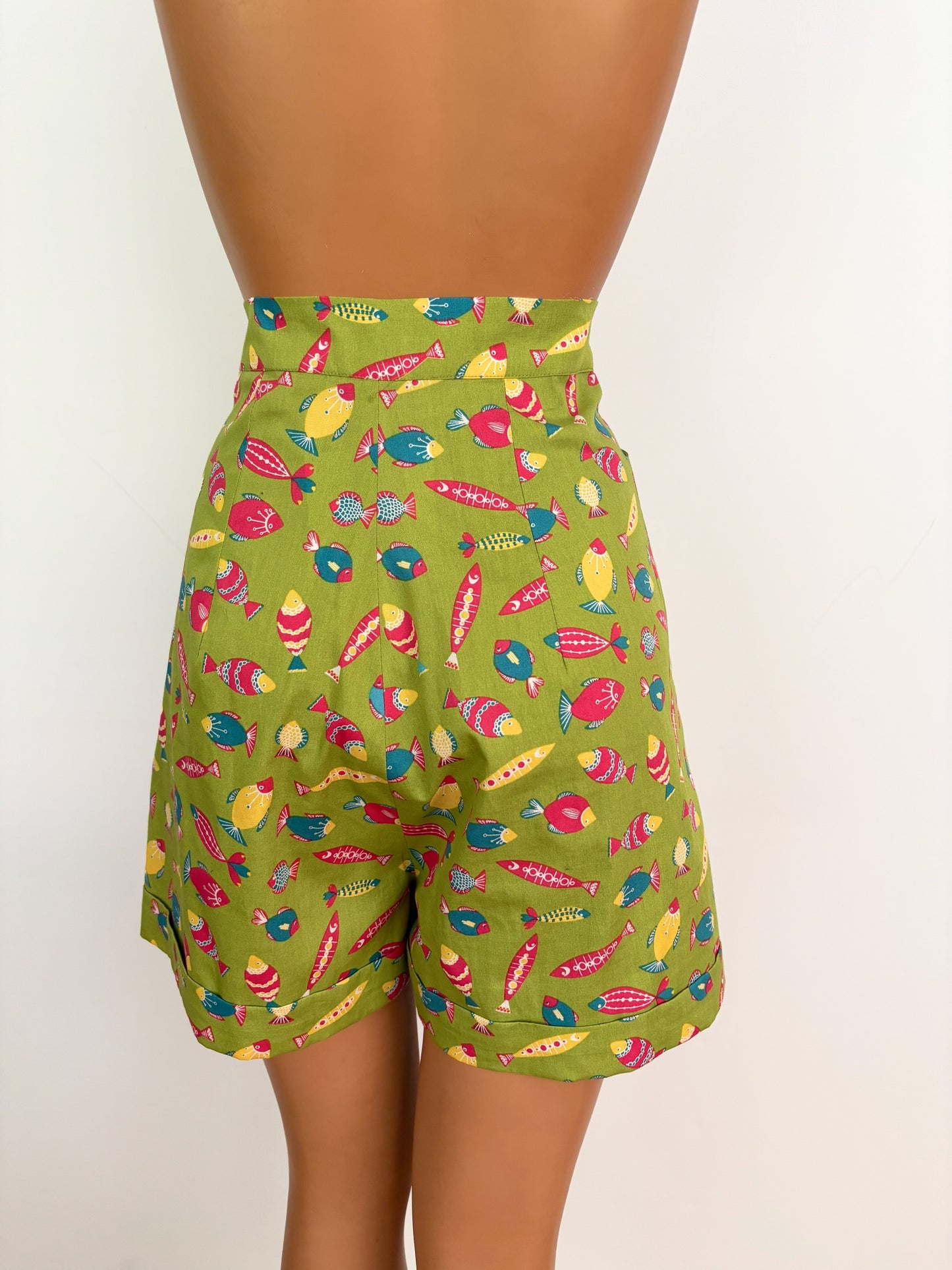 S | 1950s Style Lime Green Fish Print High Waisted Shorts
