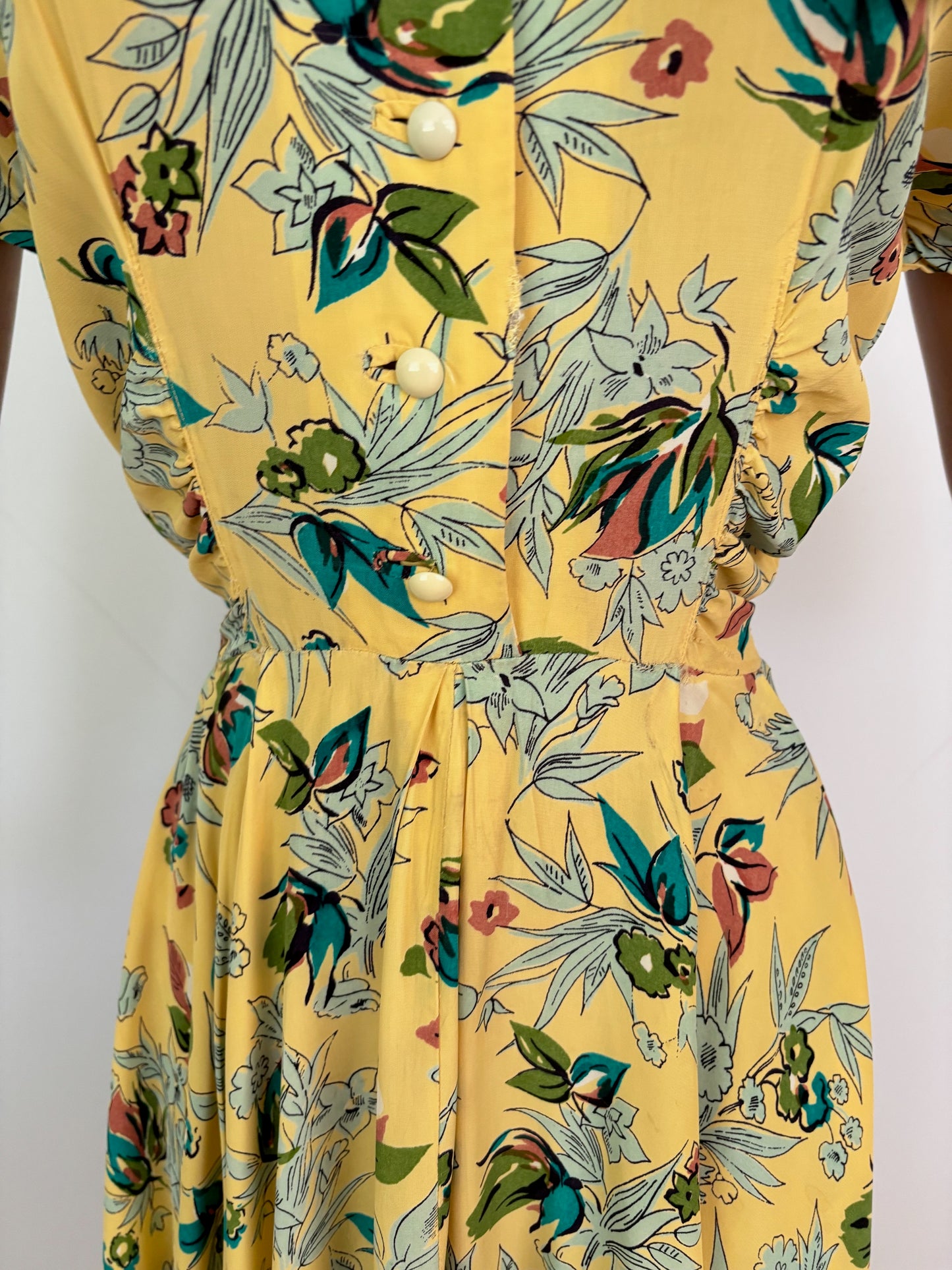 S/M | 1940s Yellow Silk Rayon Floral Dress