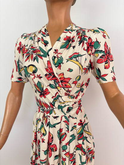 M | 1940s Rayon Tropical Novelty Print Dress