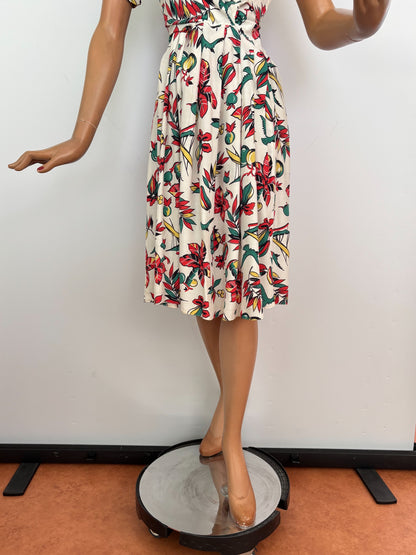 M | 1940s Rayon Tropical Novelty Print Dress
