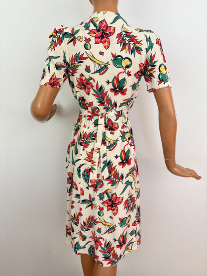 M | 1940s Rayon Tropical Novelty Print Dress