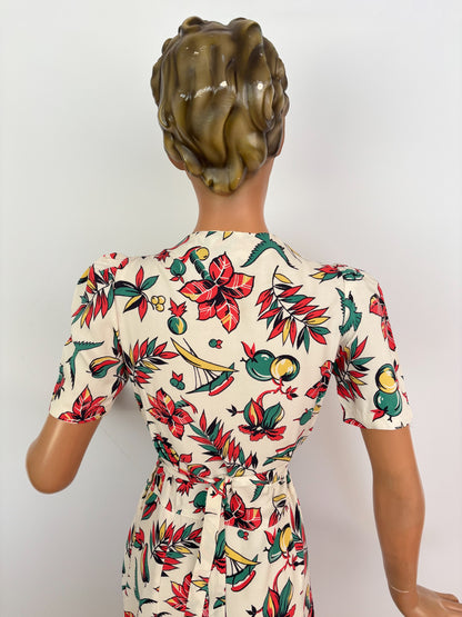 M | 1940s Rayon Tropical Novelty Print Dress