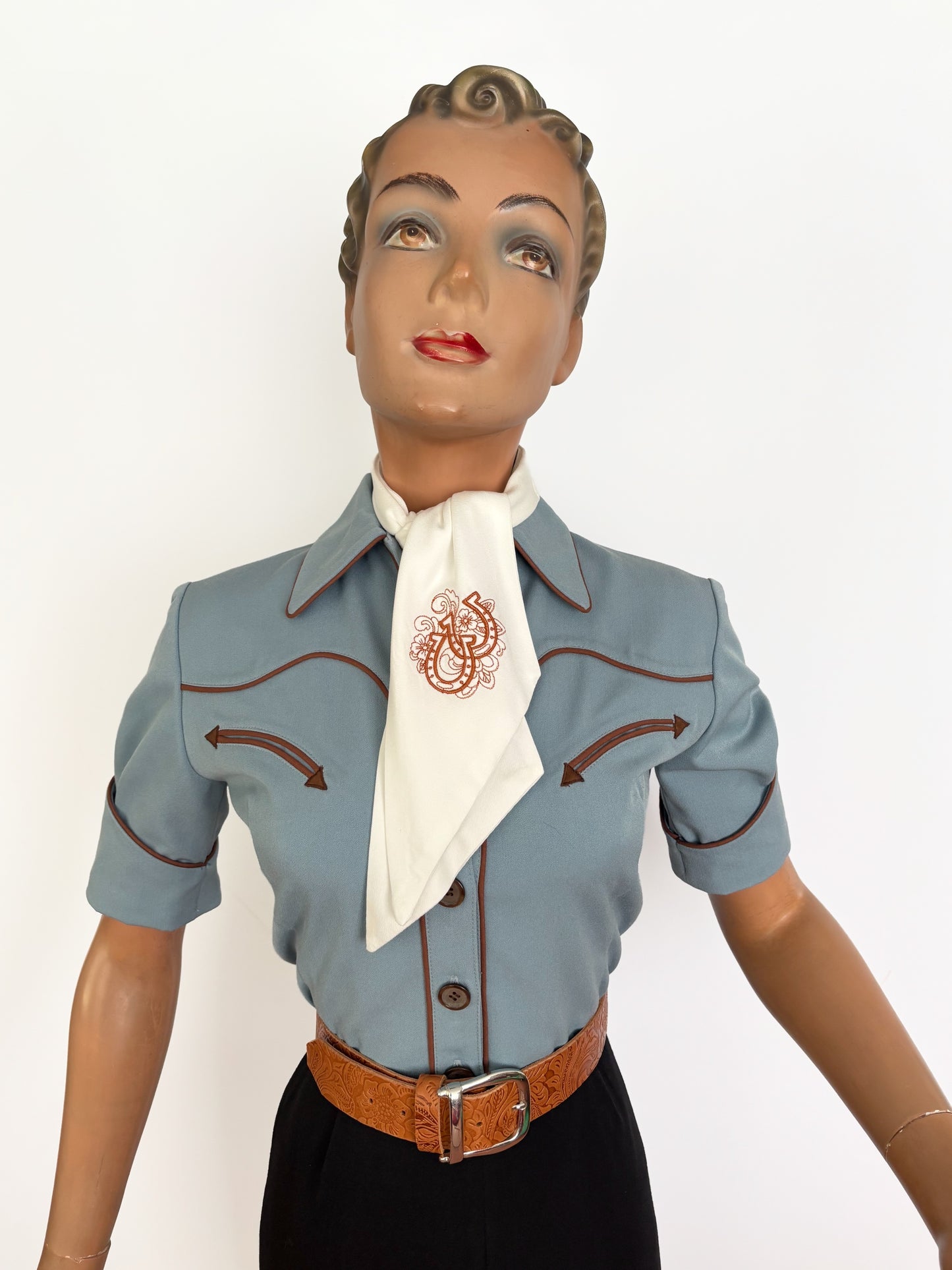 Western Style Embroidered Scarf