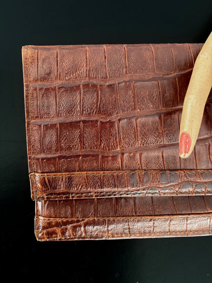 1940s/50s Brown Croc Embossed Leather Envelope Clutch