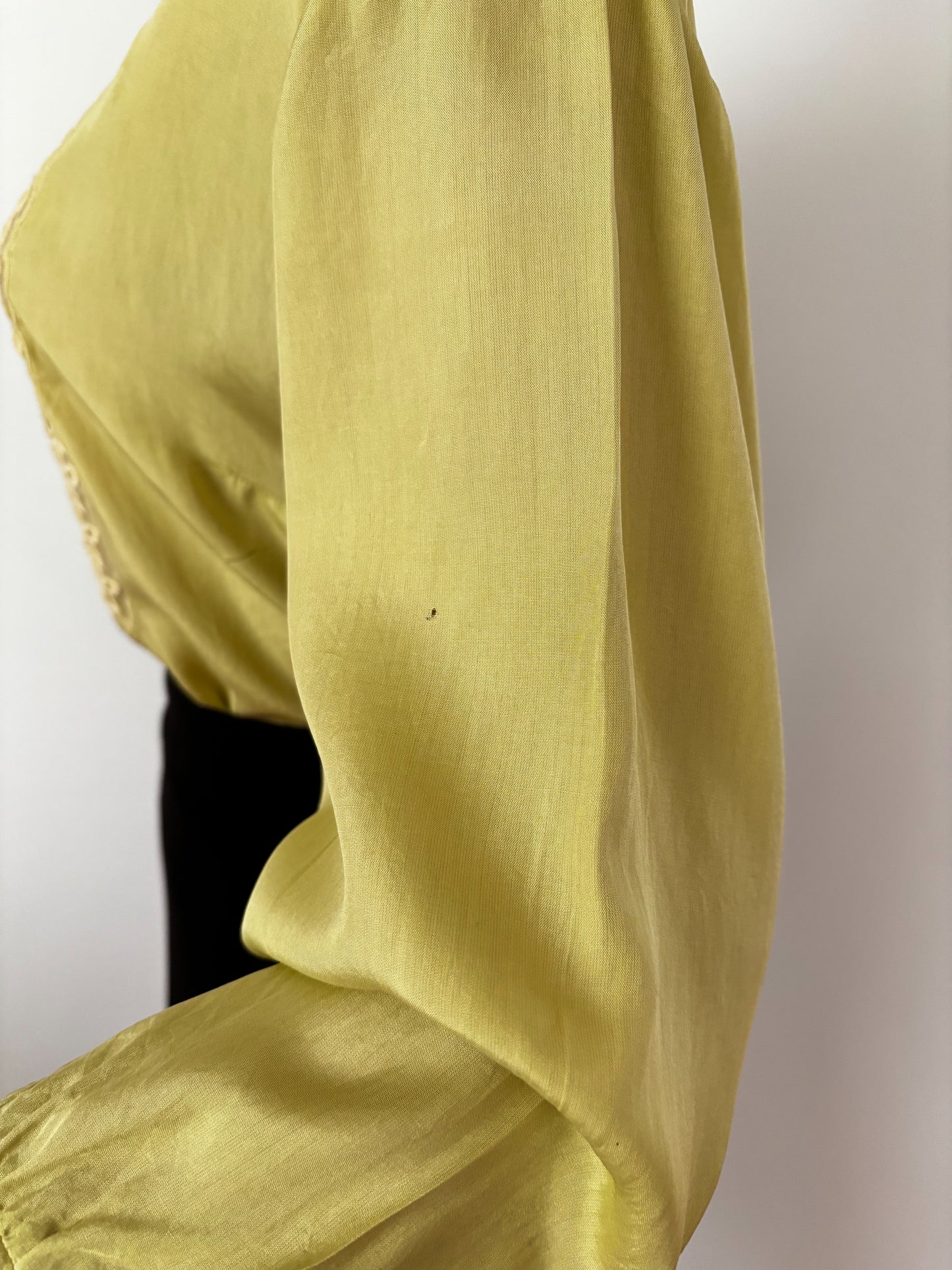 1940s 1950s Embroidered Silk Mesh Panel Blouse | XL/XXL