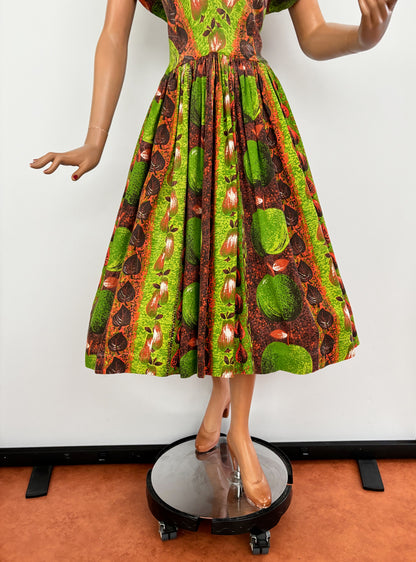 1950s Style Dress Apple And Pear Novelty Print Green Brown | 2XL/3XL
