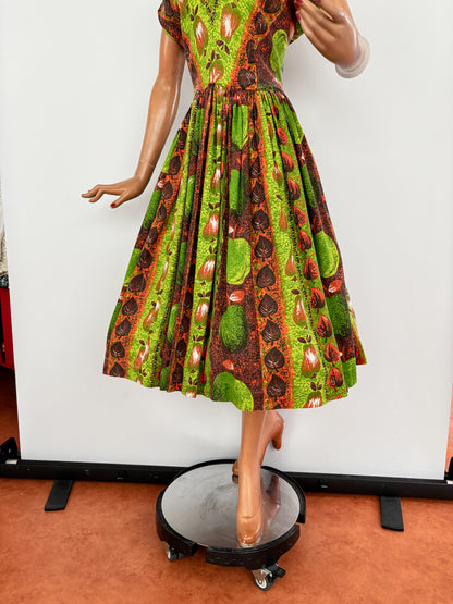 1950s Style Dress Apple And Pear Novelty Print Green Brown | 2XL/3XL
