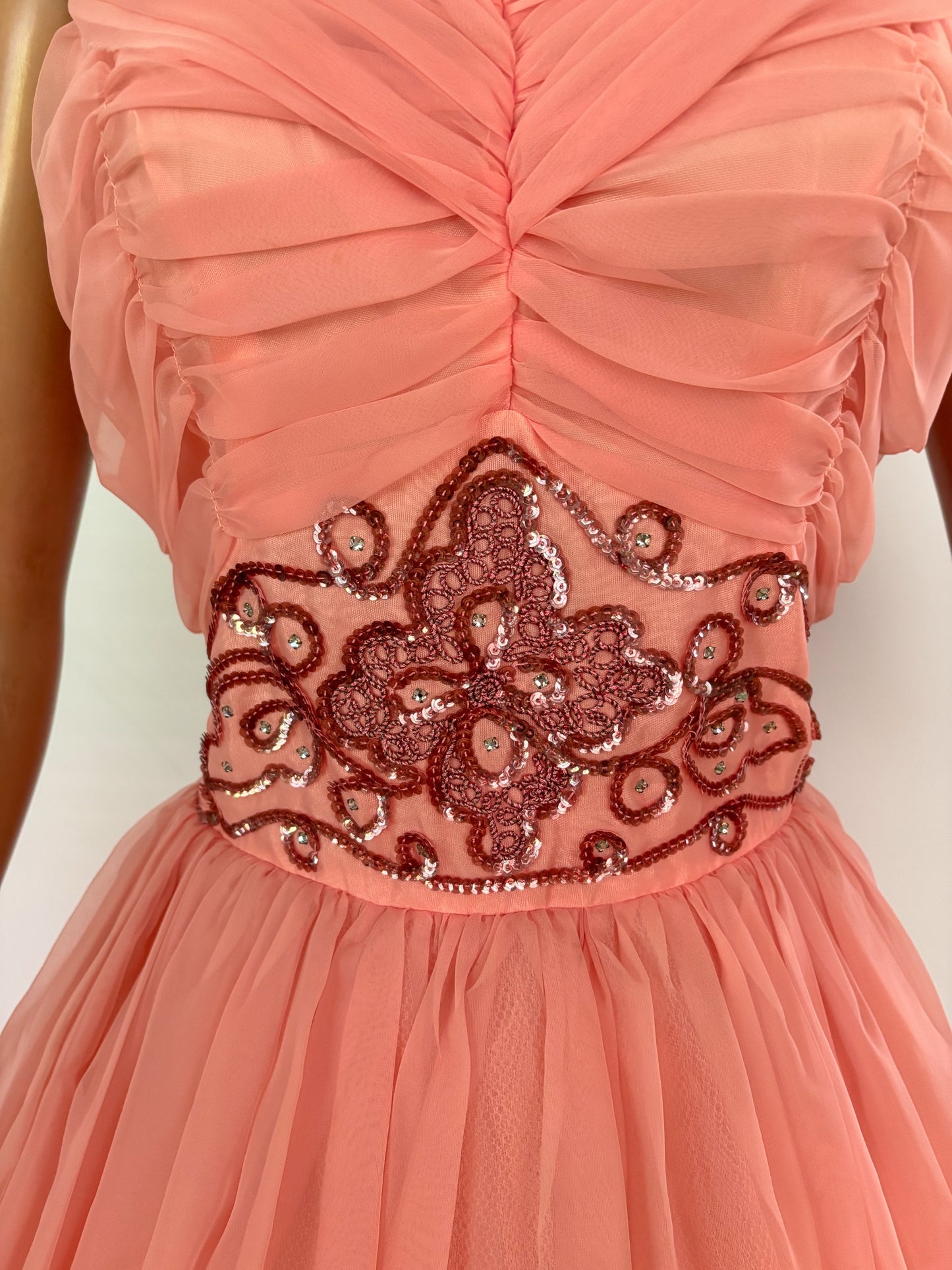 M | 1950s/60s Salmon Chiffon Cocktail Dress With Beaded Waist