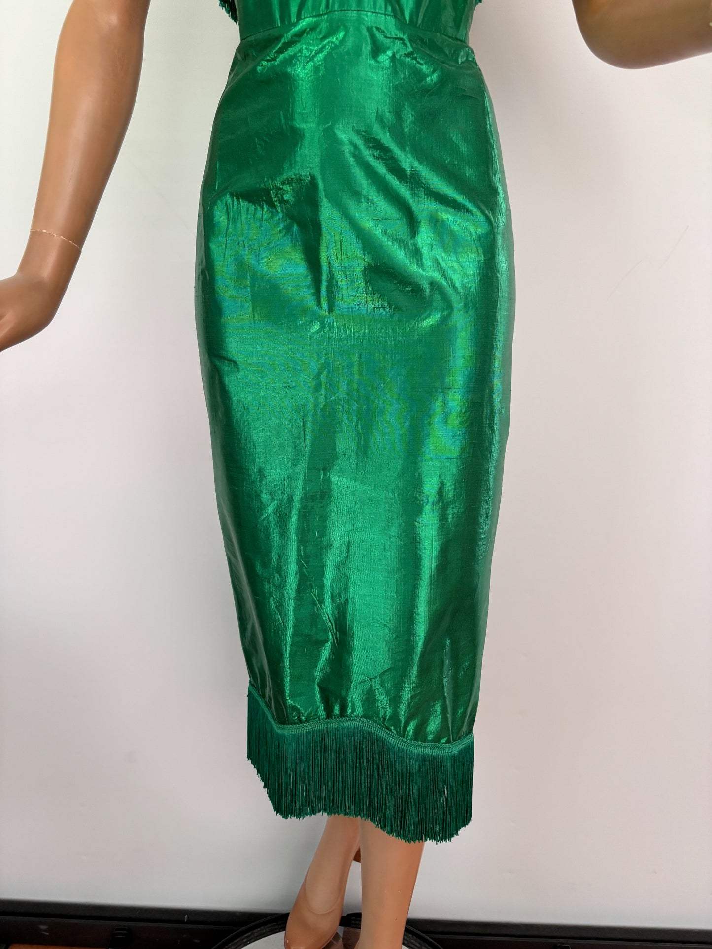 XS | 1950s Style Green Silk Lamé Fringe Cocktail Dress By Guyé