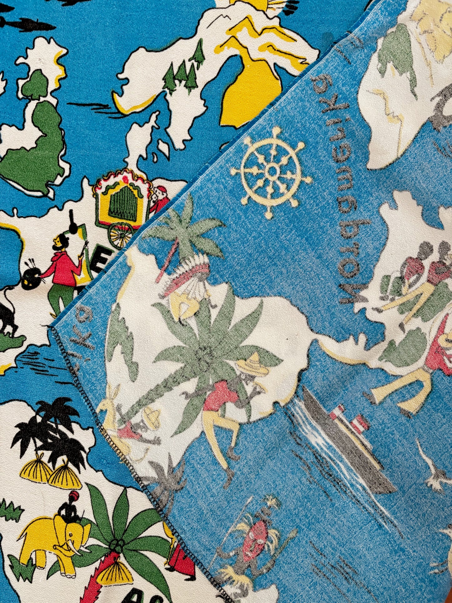 Vintage 1950s 1960s World Map Novelty Print Fabric 75x135 cm / 29.5x53"