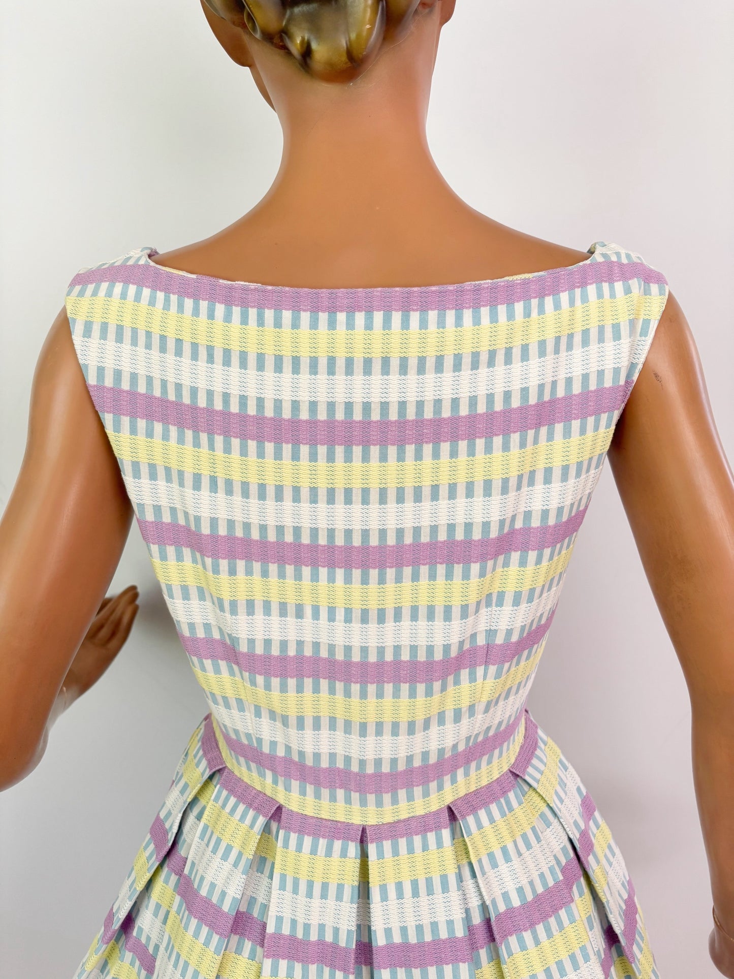 S | 1950s/60s Pastel Barkcloth Dress
