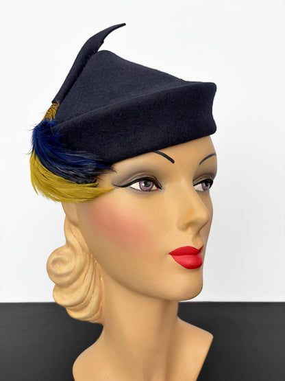 1940s Saks 34th New York Dark Blue Tilt Hat w. Feather Detail