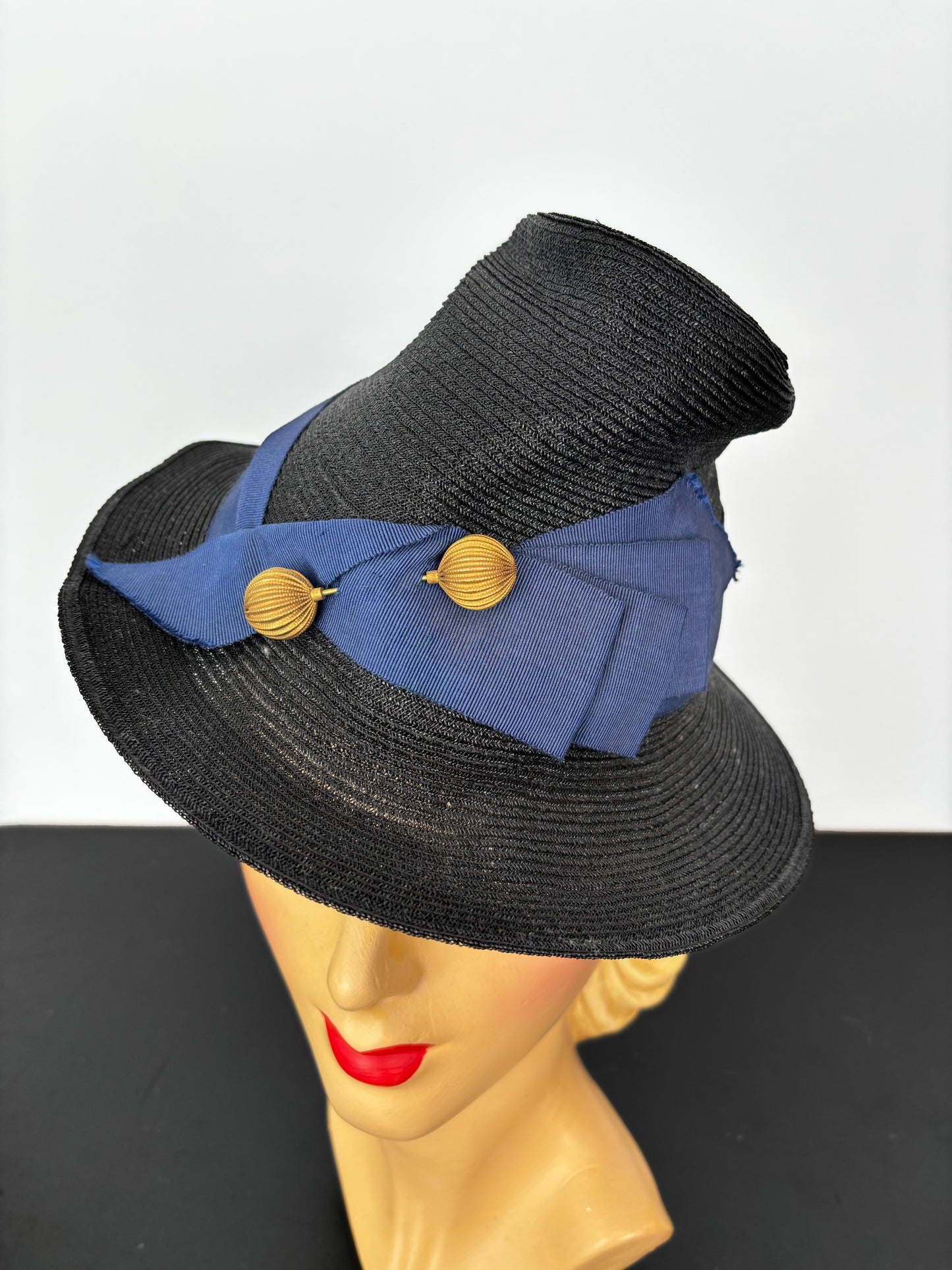 1940s Sisal Chimney Hat with Blue Ribbon and Hat Pin