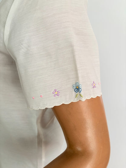 XL | 1970s White Floral Embroidered Peasant Blouse