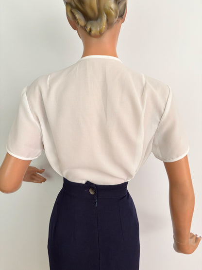 XL | 1960s White Embroidered Sheer Blouse