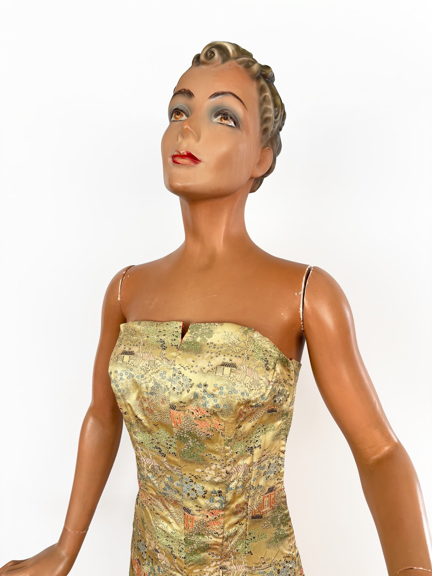 S/M | 1940s Asian Gold Brocade Strapless Dress With Pagoda And Blossom Motifs