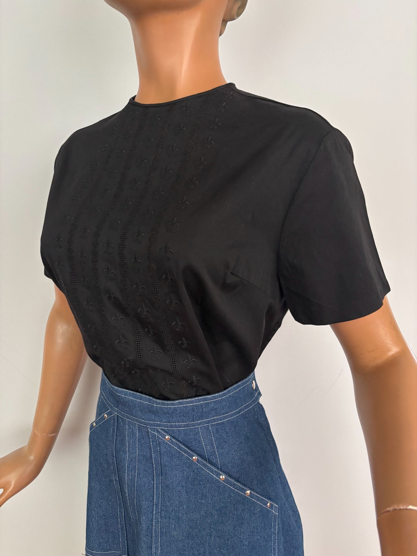 L | 1960s Embroidered Black Cotton Poplin Blouse
