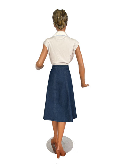 S | 1950s White Cotton Blouse With Blue Floral Trim