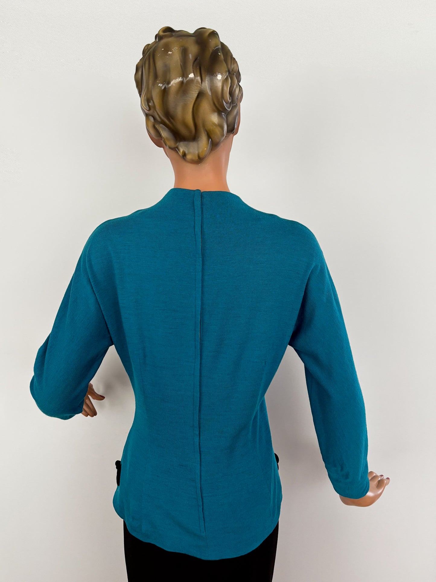 M | 1950s Turquoise Knit Top With Frog Closures