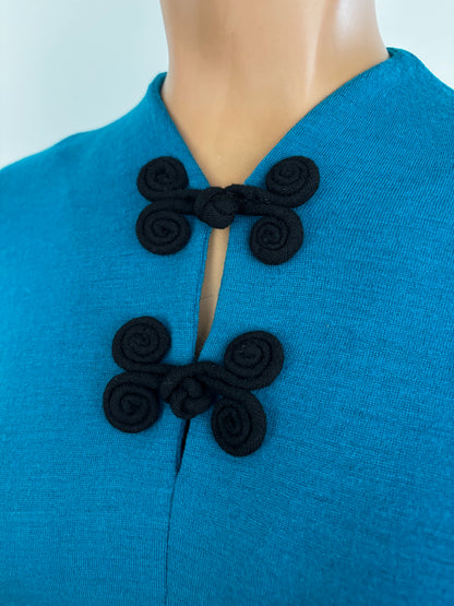 M | 1950s Turquoise Knit Top With Frog Closures