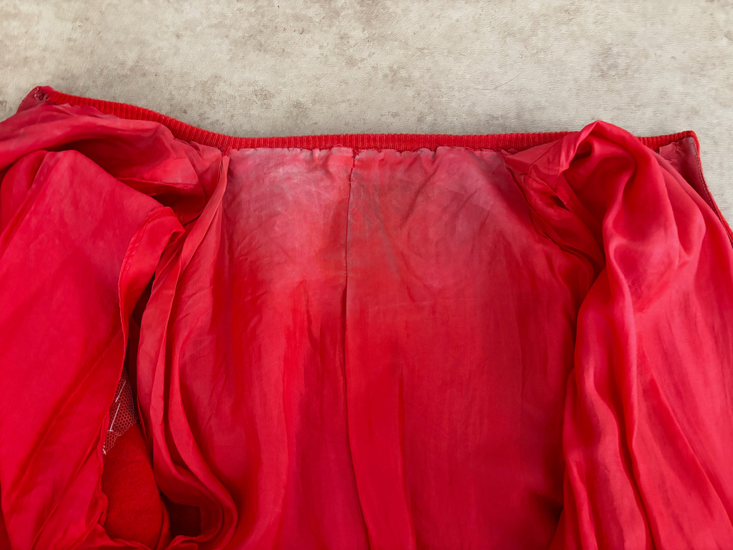 XS/S | 1950s Beaded Red Cardigan With White Bugle Beads