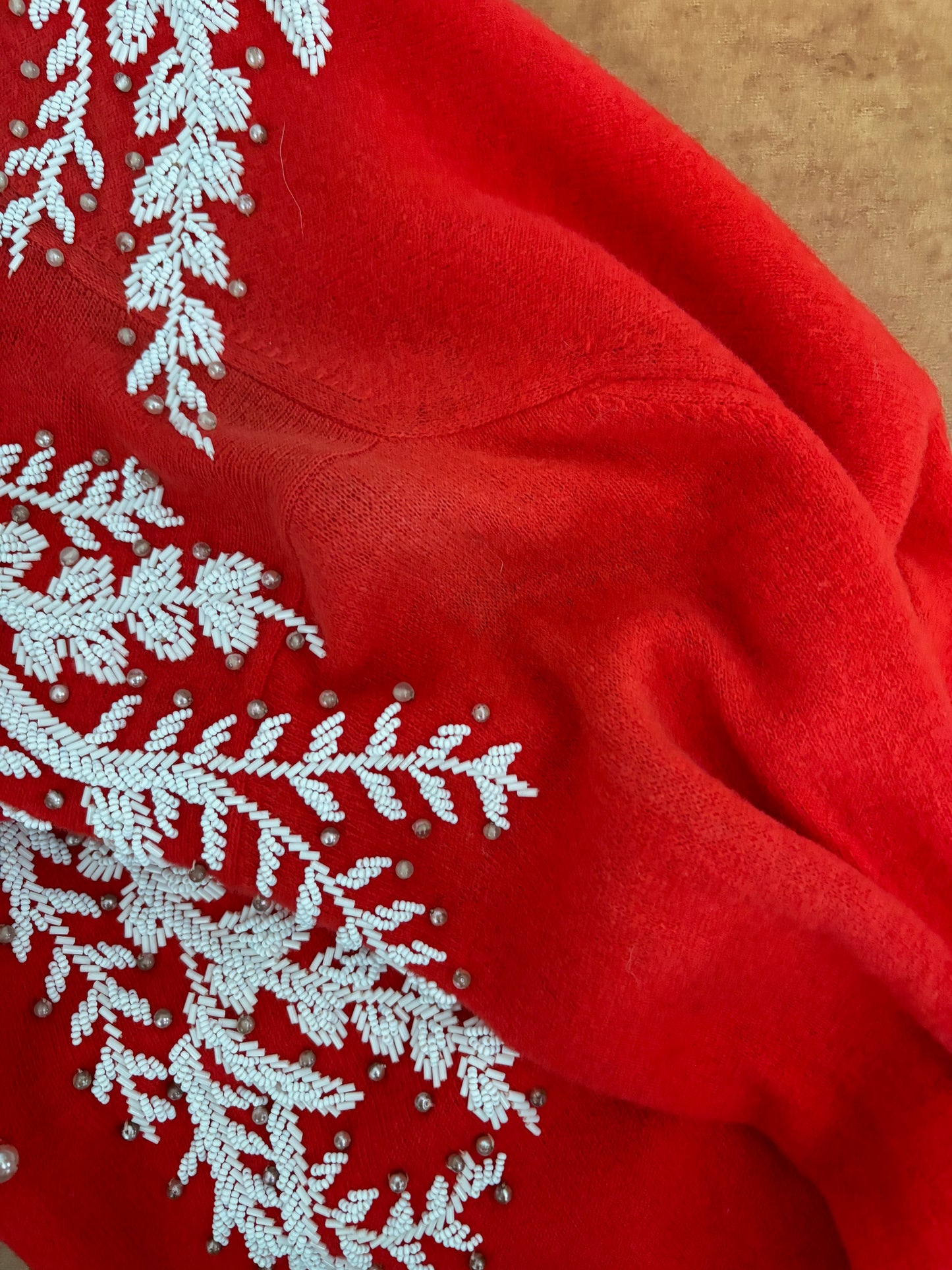 XS/S | 1950s Beaded Red Cardigan With White Bugle Beads