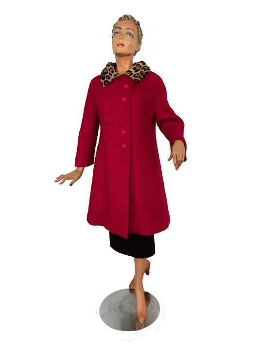 L/XL | 1960s Red Bouclé Coat With Faux Leopard Fur Collar