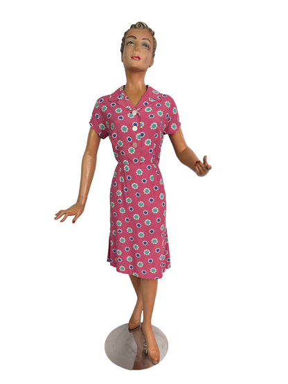 M | 1940s Pink Rayon Day Dress