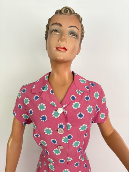 M | 1940s Pink Rayon Day Dress