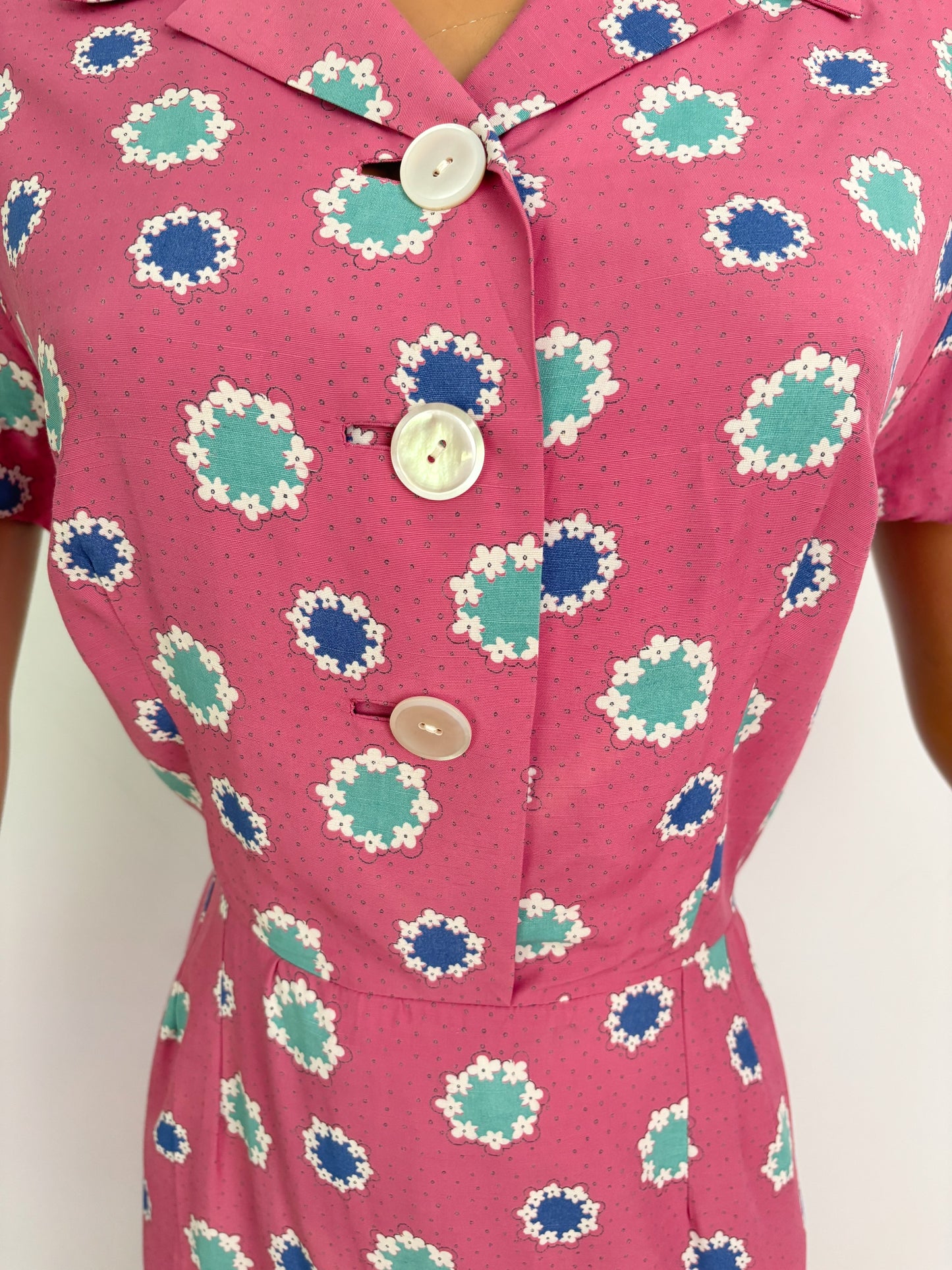 M | 1940s Pink Rayon Day Dress