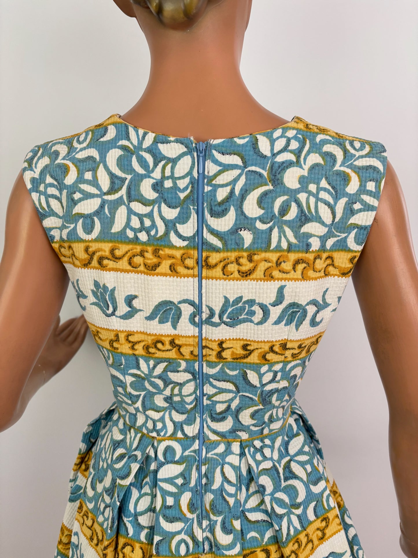 M | 1950s/60s Blue & White Cotton Sundress