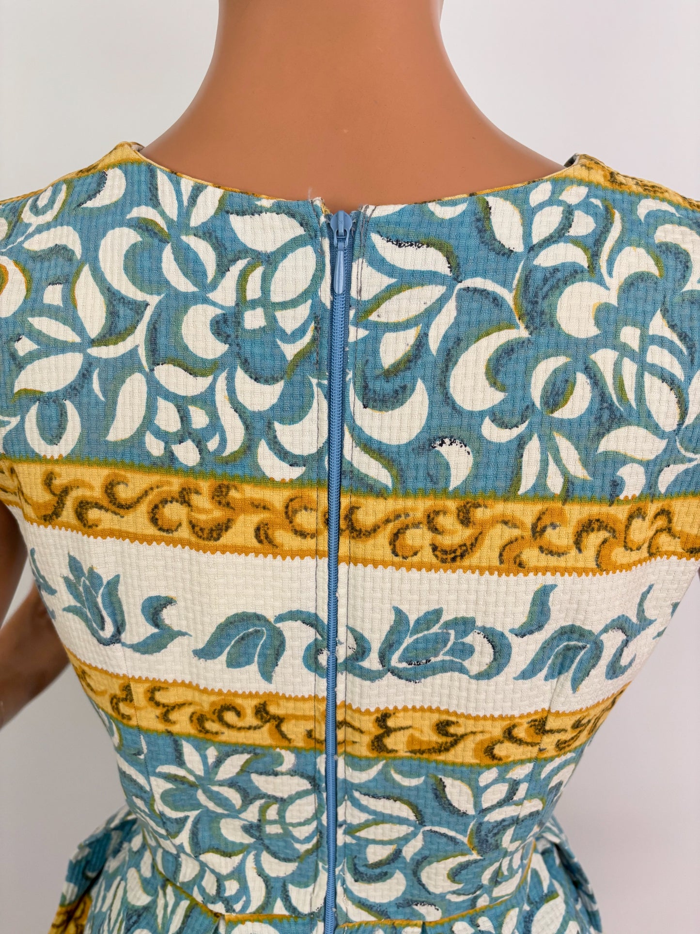 M | 1950s/60s Blue & White Cotton Sundress