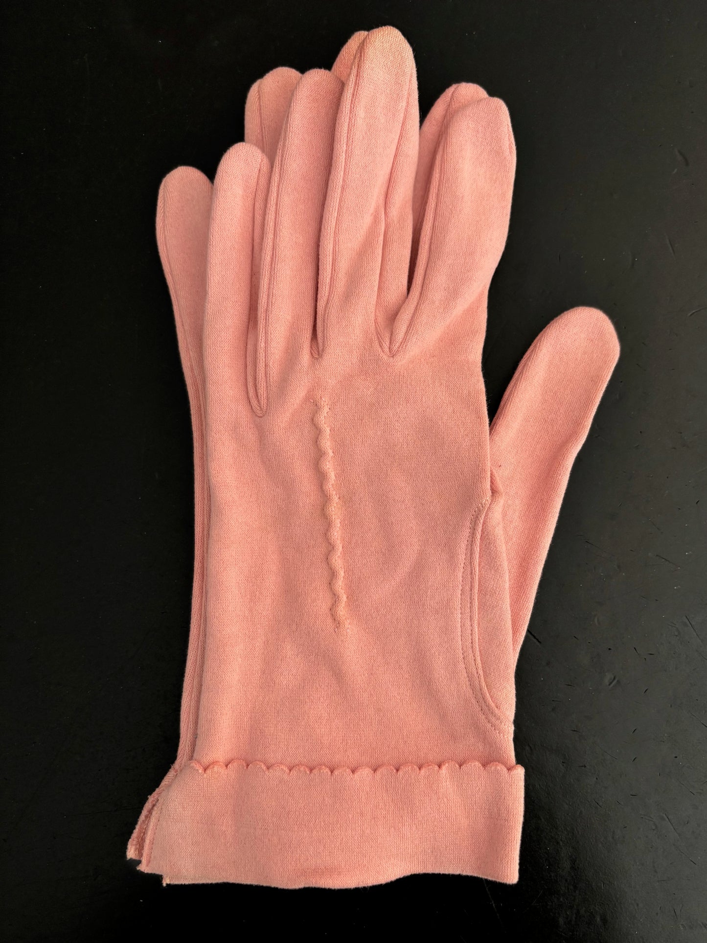1950s Deadstock Blush Pink Cotton Gloves | Size 6