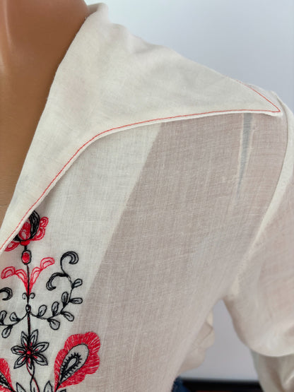 S | 1960s/70s Embroidered Folk Blouse
