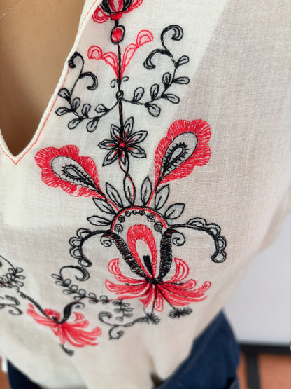 S | 1960s/70s Embroidered Folk Blouse