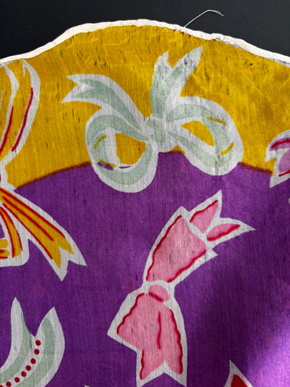 1930s 1940s Large Silk Shawl With Bows Novelty Print | 80x80 cm