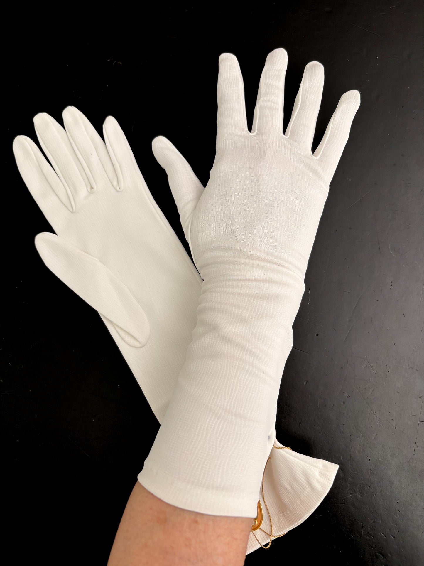 Deadstock 1950s Elganta Structured Evening Gloves | Size 8
