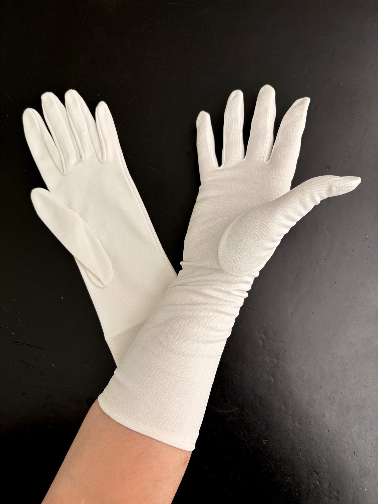Deadstock 1950s Elganta Structured Evening Gloves | Size 8