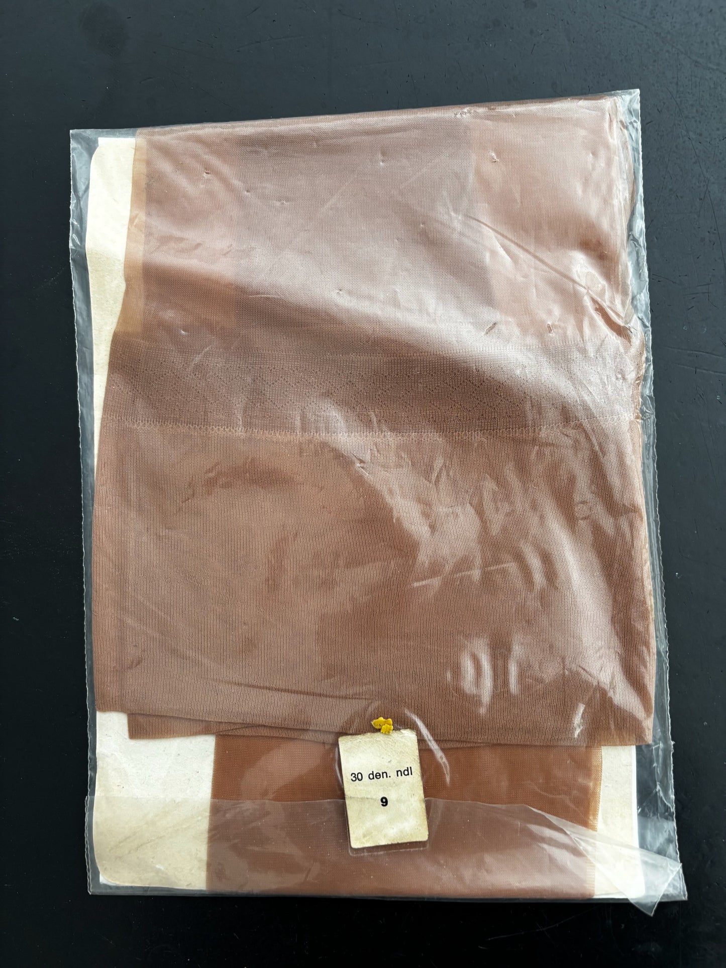Vintage Seamless Nylon Stockings Size 9 Elisabeth