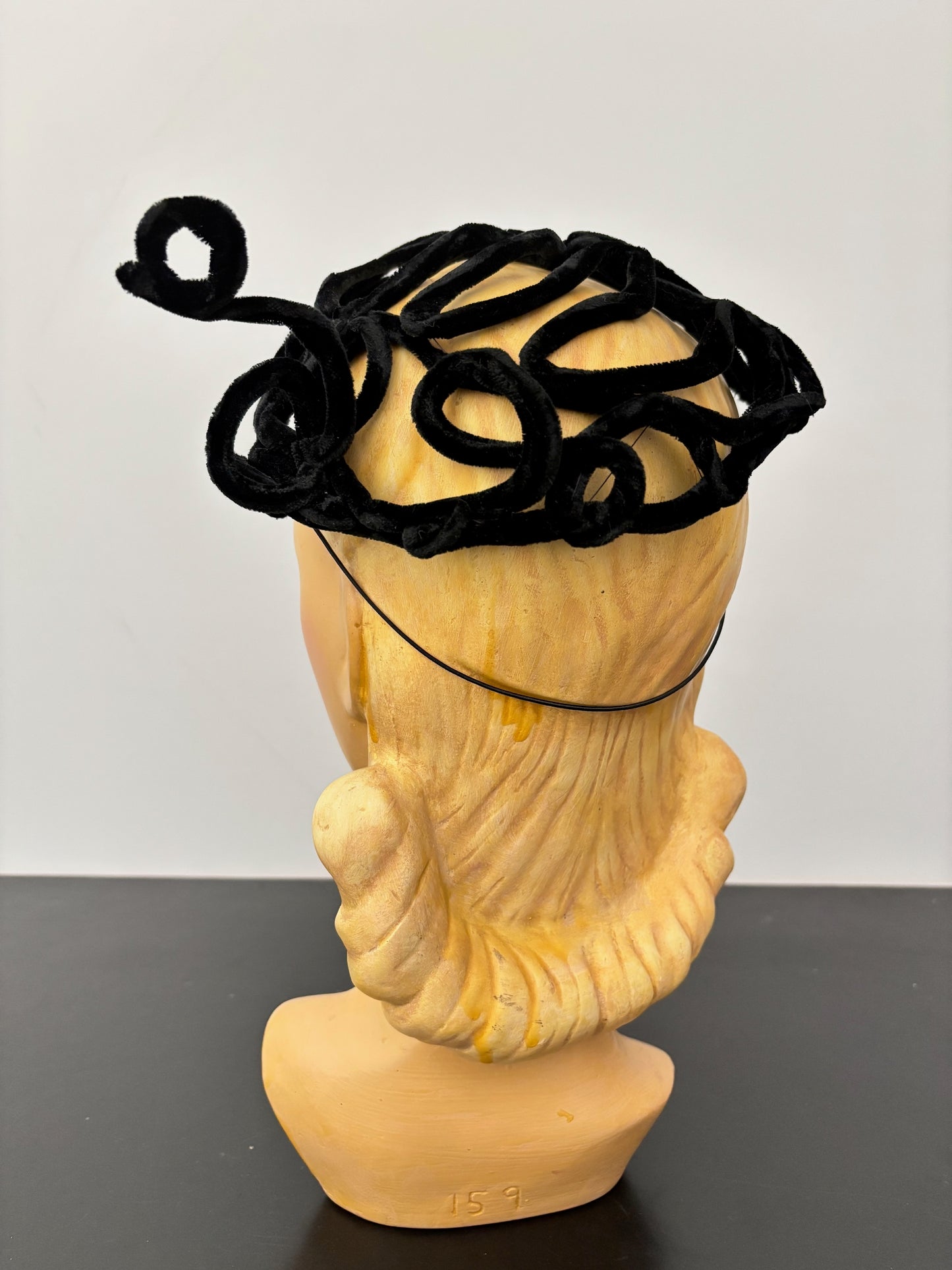 1940s/50s Black Velvet Wirework Fascinator
