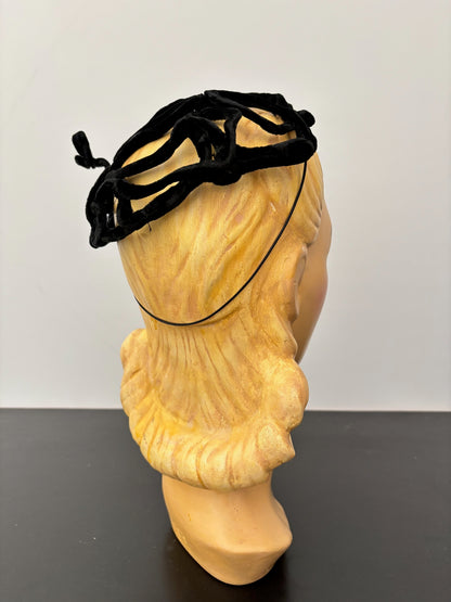 1940s/50s Black Velvet Wirework Fascinator