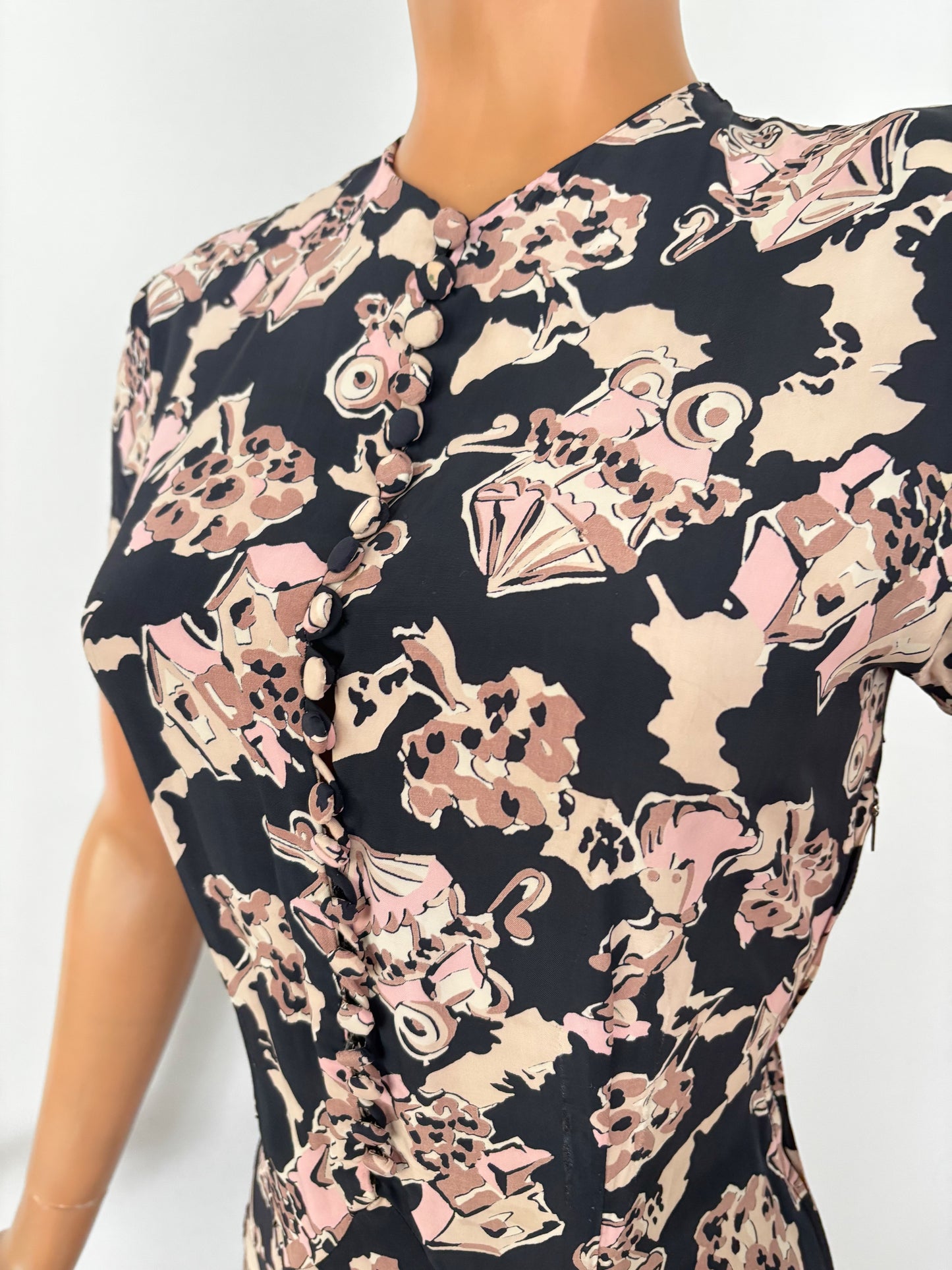 S | 1940s Carole King Novelty Print Dress