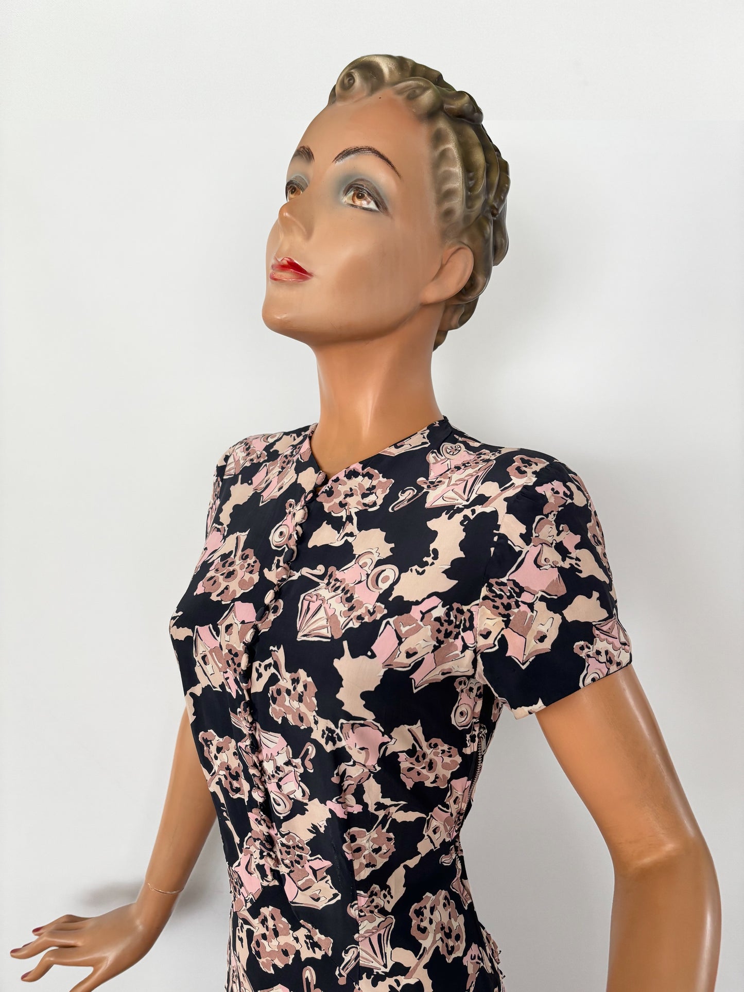 S | 1940s Carole King Novelty Print Dress