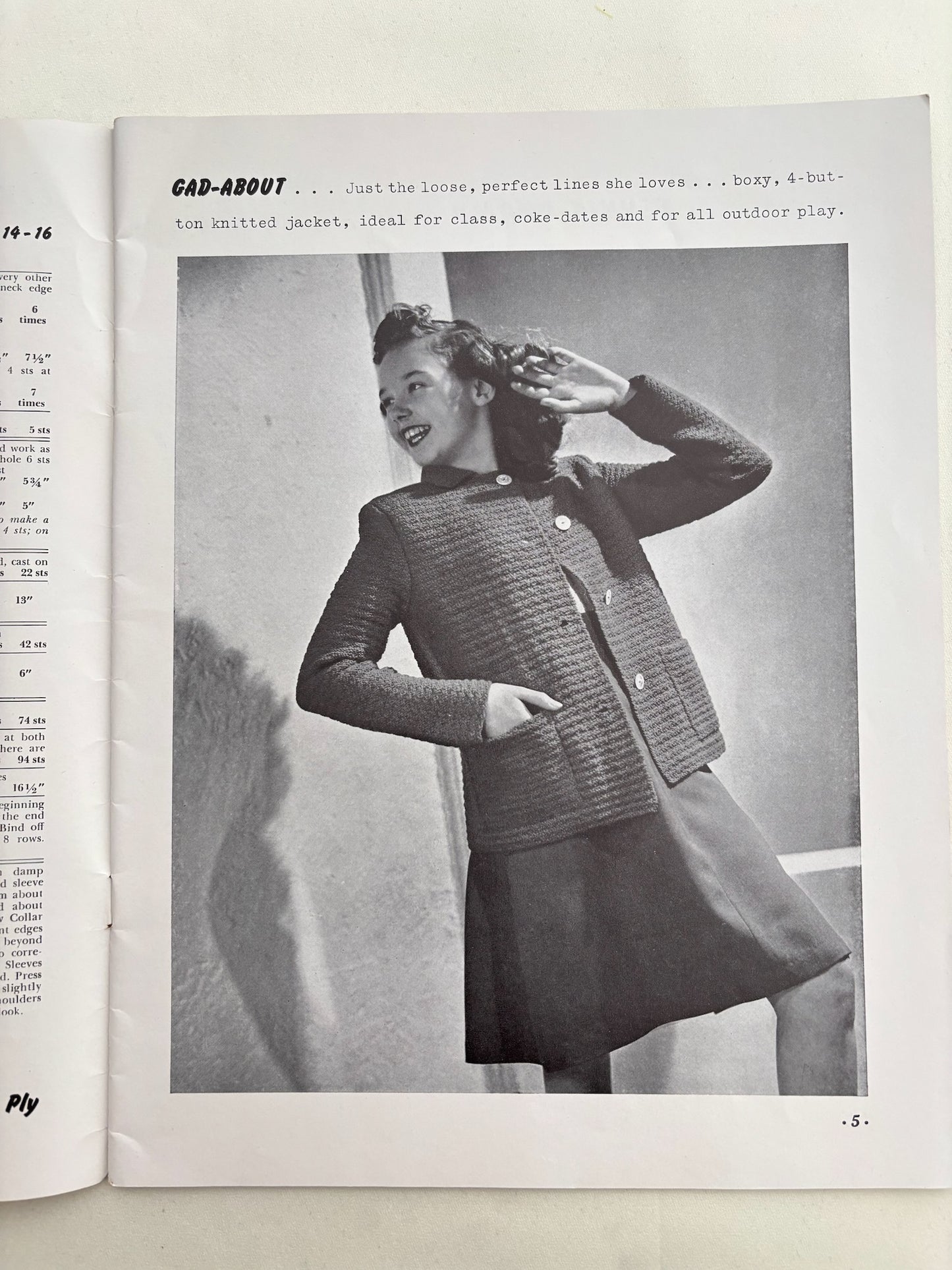 Beehive Book 122 1942 Sweater Roundup for the Teens